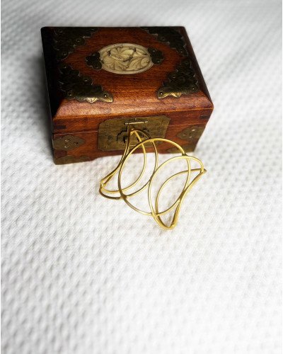 Brazalete dorado grande