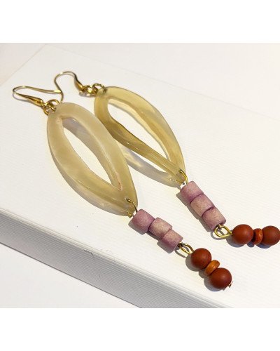 Pendientes Cuerno y cuentas colores