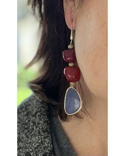 Pendientes morados y rojos