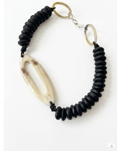 COLLAR AFRICA SALVAJE